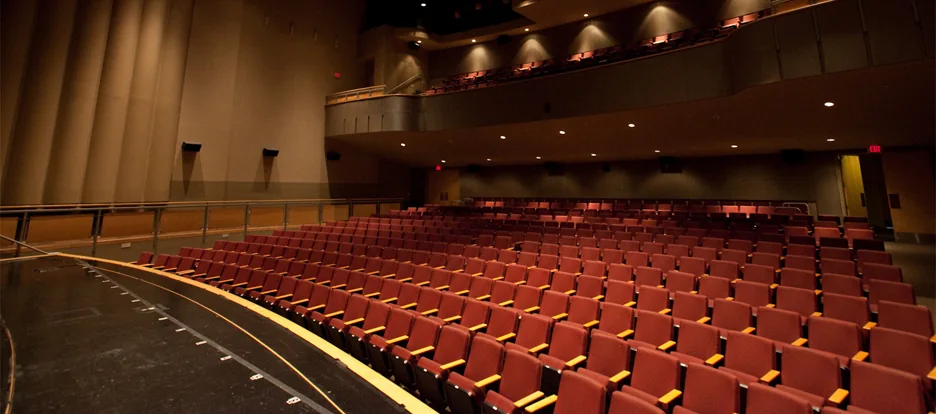 Rose si Alfred Miniaci Performing Arts Center
